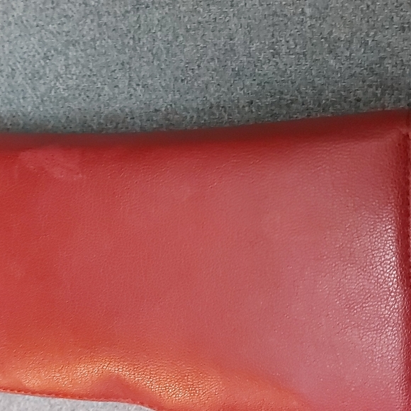 Red Wallet - Naturalizer - Picture 5 of 5